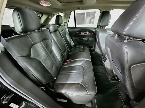 Used 2014 Lincoln MKX AWD w/ Equipment Group 102A image 34