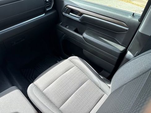 Used 2024 Chevrolet Silverado 1500 LT AWD/4WD image 15