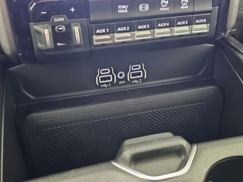 New 2026 RAM 3500 Big Horn AWD/4WD image 30