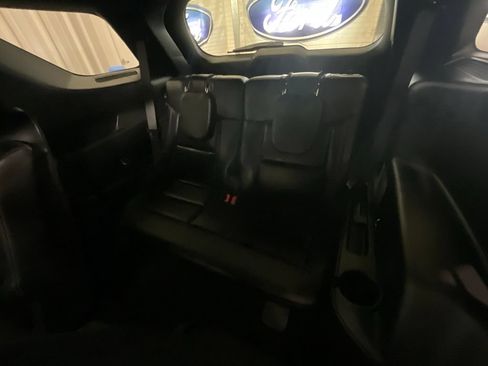 Used 2020 Ford Explorer Limited AWD/4WD image 10