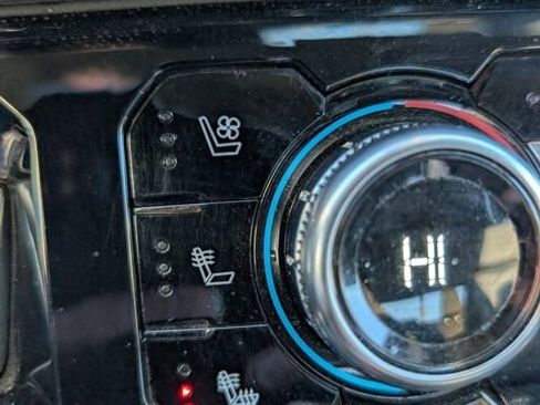 Used 2024 GMC Sierra 1500 Denali w/ Technology Package image 42