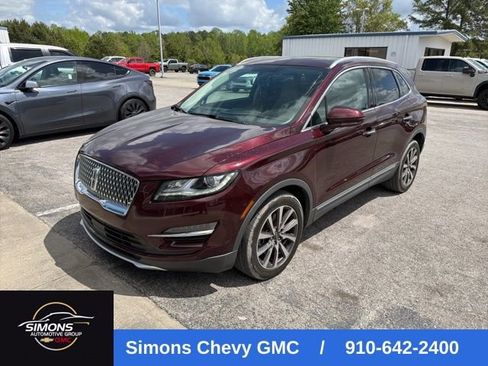 Used 2019 Lincoln MKC Reserve image 1