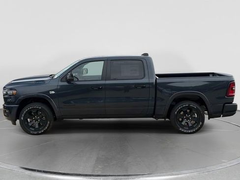 New 2026 RAM 1500 4x4 Crew Cab image 7
