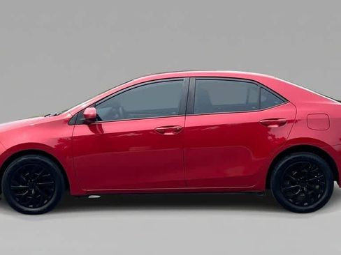 Used 2018 Toyota Corolla LE FWD image 5