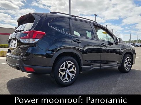 Used 2019 Subaru Forester Premium image 15