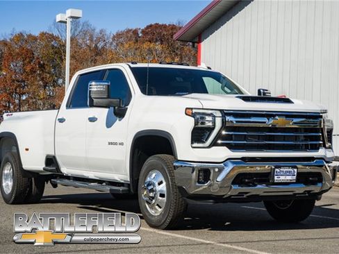 New 2026 Chevrolet Silverado 3500 LTZ w/ LTZ Convenience Package image 1
