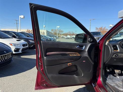 Used 2017 Dodge Durango GT w/ Premium Group AWD/4WD image 16