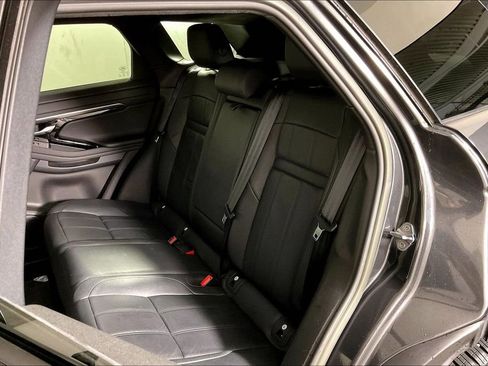 Used 2023 Land Rover Range Rover Evoque HST image 25