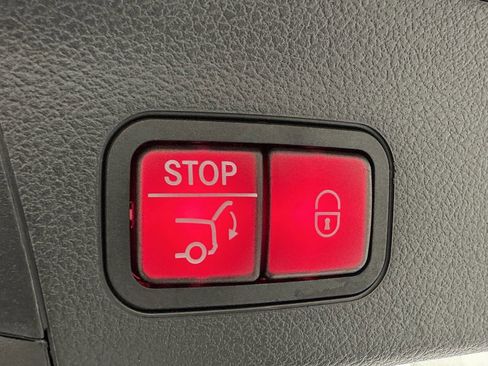 Certified 2024 Mercedes-Benz GLS 450 4MATIC image 25