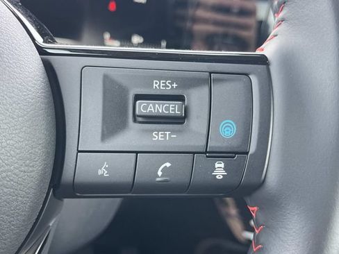 New 2025 Nissan Kicks SR w/ SR Premium Package FWD image 26