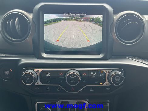 Used 2022 Jeep Wrangler Unlimited Sport AWD/4WD image 8