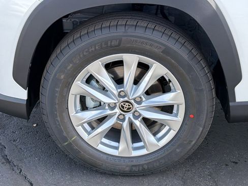 New 2026 Toyota Corolla Cross LE image 9