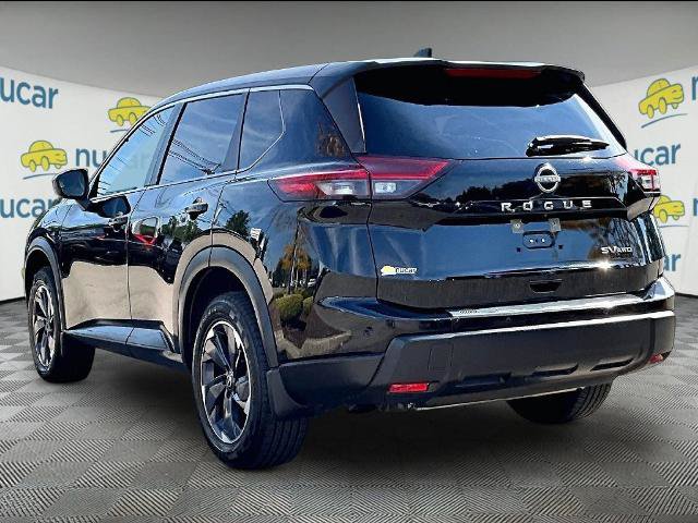 Certified 2024 Nissan Rogue SV AWD/4WD image 4