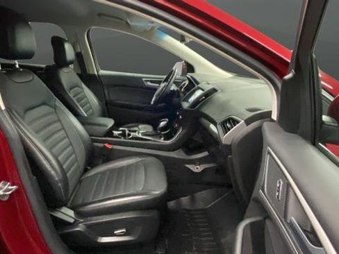 Used 2018 Ford Edge SEL w/ Equipment Group 201A image 22