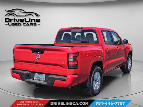 Used 2022 Nissan Frontier SV w/ SV Premium Package RWD image 6