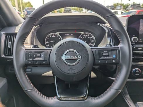 Used 2025 Nissan Pathfinder Rock Creek AWD/4WD image 26