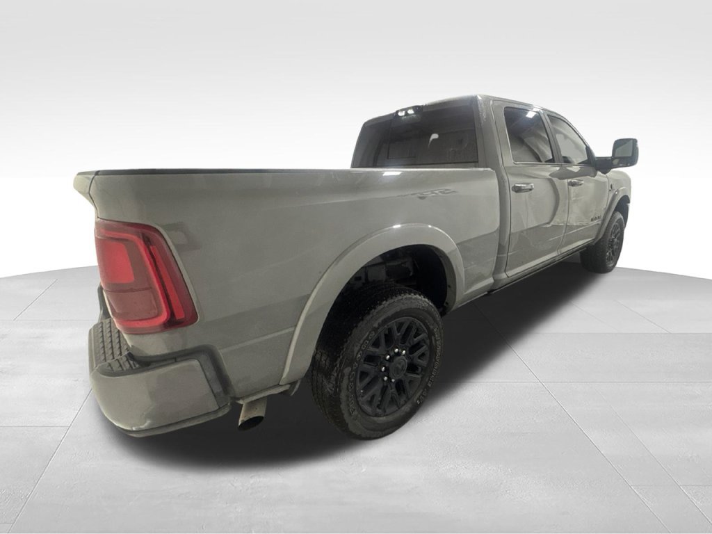 Used 2025 RAM 2500 Limited AWD/4WD image 7