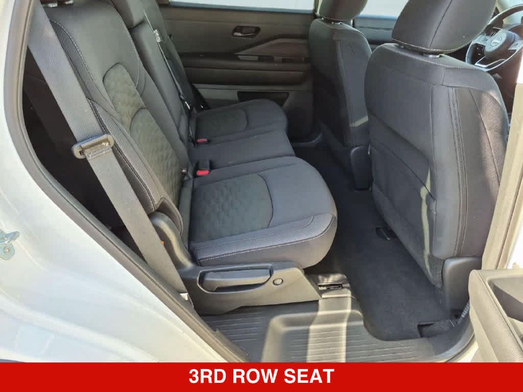 Used 2024 Nissan Pathfinder SV AWD/4WD image 20