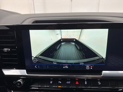 New 2026 GMC Sierra 2500 SLE w/ SLE Value Package; image 30