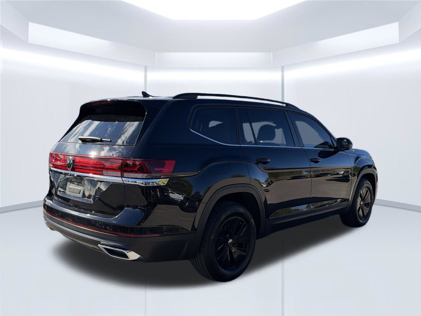 Certified 2024 Volkswagen Atlas SE FWD image 5