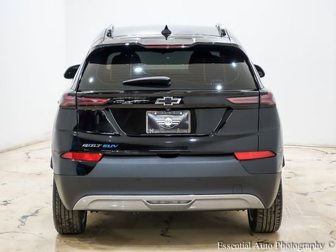 Used 2023 Chevrolet Bolt EUV LT w/ Driver Confidence Package image 7