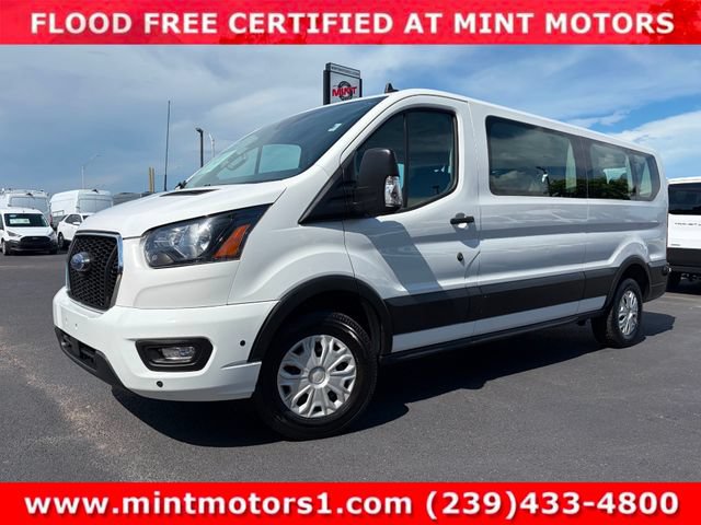 Used 2024 Ford Transit 350 XLT RWD image 3