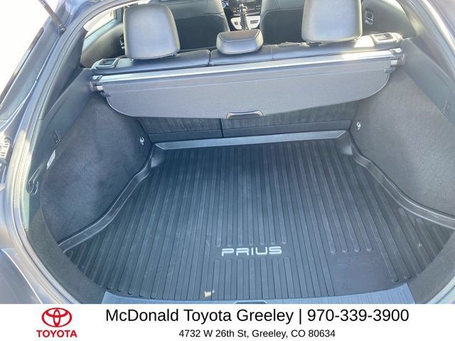 Used 2017 Toyota Prius Four FWD image 23