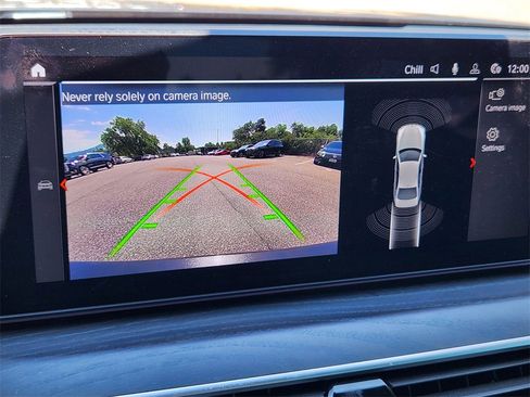 Used 2022 BMW 540i xDrive w/ Premium Package image 21