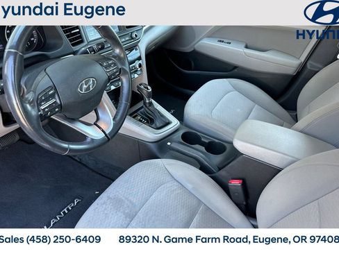 Used 2020 Hyundai Elantra Value Edition FWD image 11