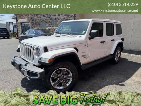Used 2018 Jeep Wrangler Unlimited Sahara w/ LED Lighting Group AWD/4WD image 1