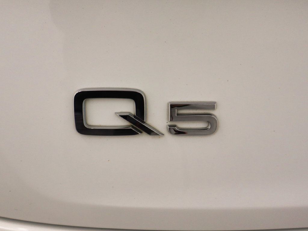 Used 2018 Audi Q5 2.0T Premium Plus w/ Premium Plus Package AWD/4WD image 65