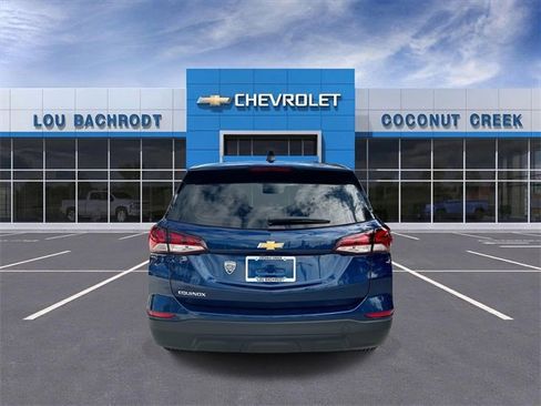 Used 2023 Chevrolet Equinox LS image 7
