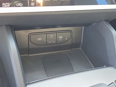 New 2026 Kia Sportage SX image 29