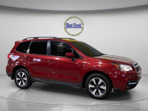 Used 2017 Subaru Forester 2.5i Premium AWD/4WD image 7