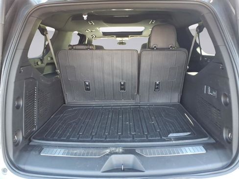 Used 2024 GMC Yukon XL AT4 w/ AT4 Premium Package image 30