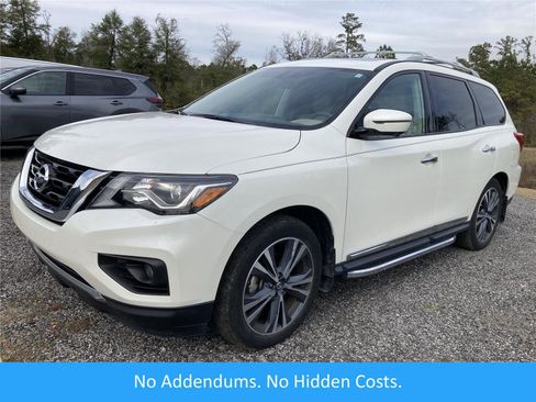 Used 2019 Nissan Pathfinder Platinum w/ Cargo Package image 1