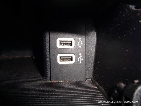 Used 2016 Ford Edge SEL w/ Equipment Group 201A image 15