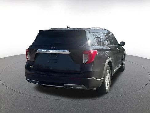 Used 2024 Ford Explorer XLT w/ Equipment Group 202A image 12