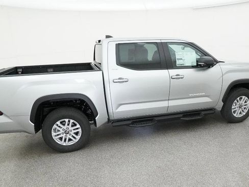New 2026 Toyota Tundra SR5 AWD/4WD image 48