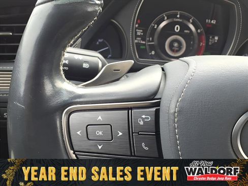 Used 2018 Lexus LS 500 w/ Luxury Package image 19