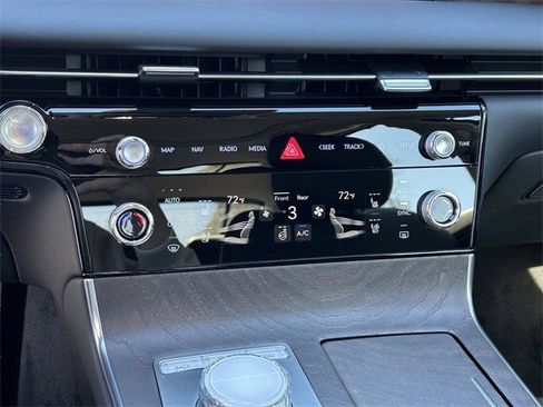 New 2026 Genesis G80 2.5T Advanced image 24