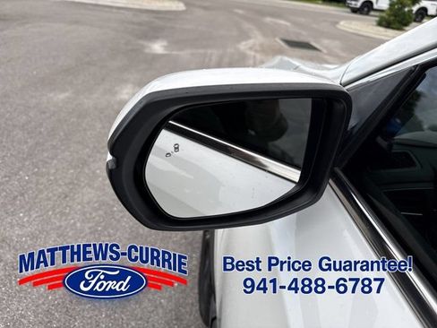 Used 2019 Honda CR-V Touring image 8