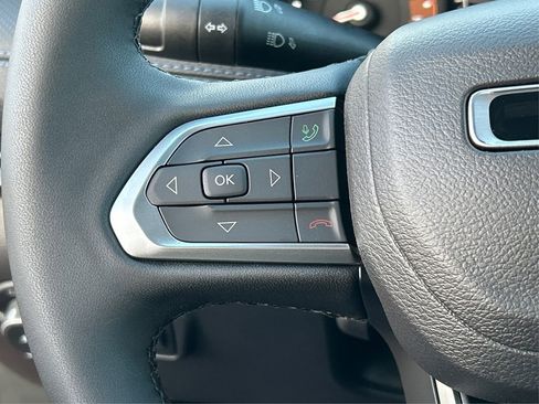 New 2026 Jeep Compass Limited image 33