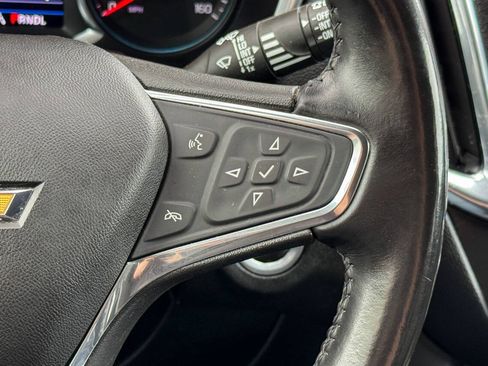 Used 2020 Chevrolet Equinox LT AWD/4WD image 26