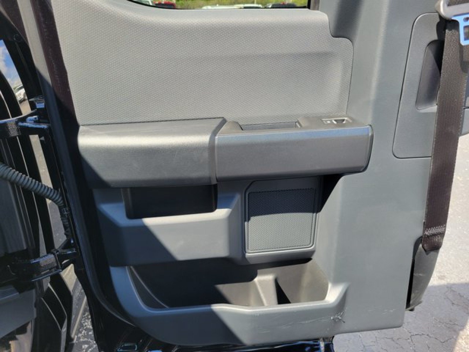 Used 2025 Ford F150 STX w/ Equipment Group 200A RWD image 28