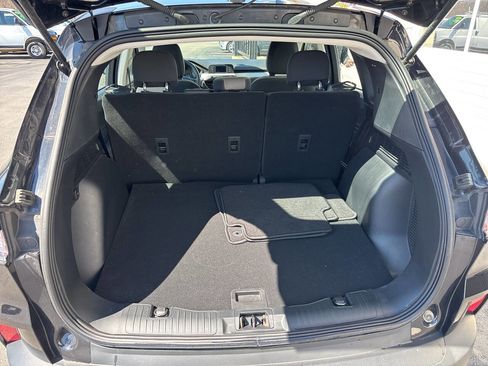 Used 2022 Ford Escape S image 9