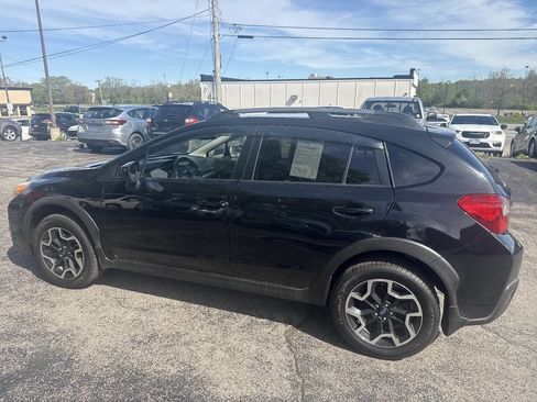 Used 2016 Subaru Crosstrek 2.0i Premium w/ Moonroof Package AWD/4WD image 12