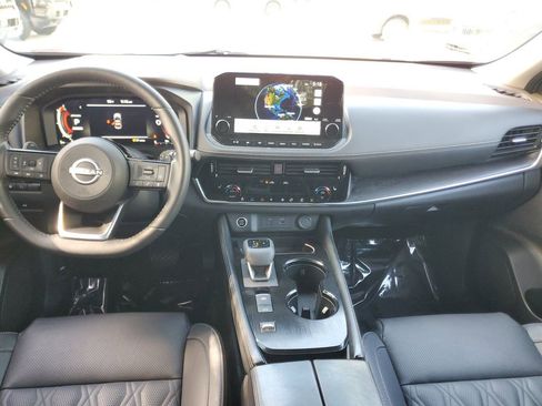 Used 2023 Nissan Rogue Platinum w/ Platinum Premium Package FWD image 14