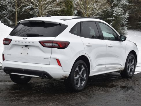 Used 2023 Ford Escape ST-Line image 29