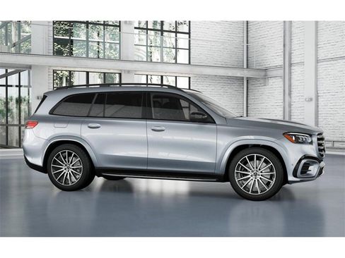 New 2025 Mercedes-Benz GLS 580 4MATIC image 14